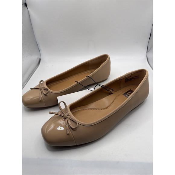 Dolce Vita Shoes - Dolce Vita Moxy Ballet Flats Women's Cafe Leather Cap Toe Slip-On. Size 7.5